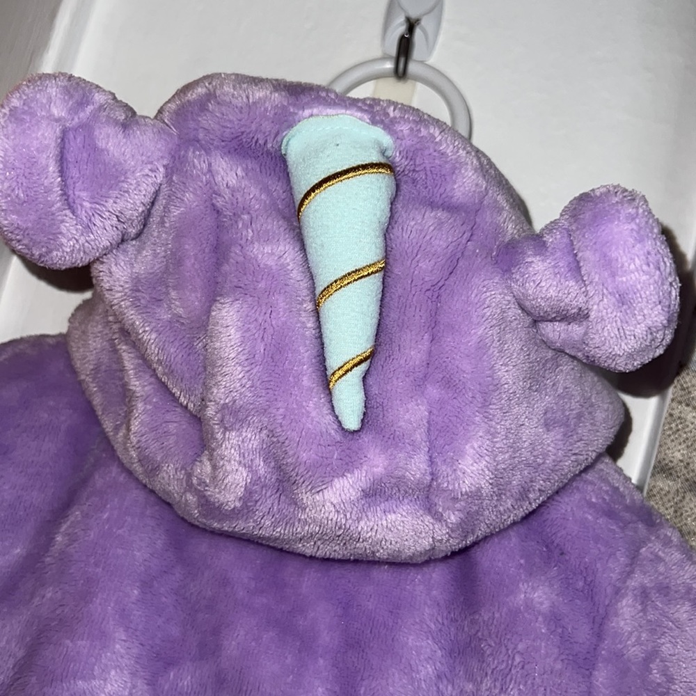 THE CHILDRENS PLACE BRAND UNICORN FLEECE HOODED SWEATER SIZE 3-6M - Picture 3 of 11